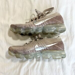 Nike Women's Sneakers in Beige and White